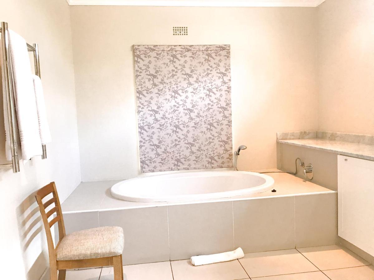 Hotel Milner Manor Grahamstown Esterno foto