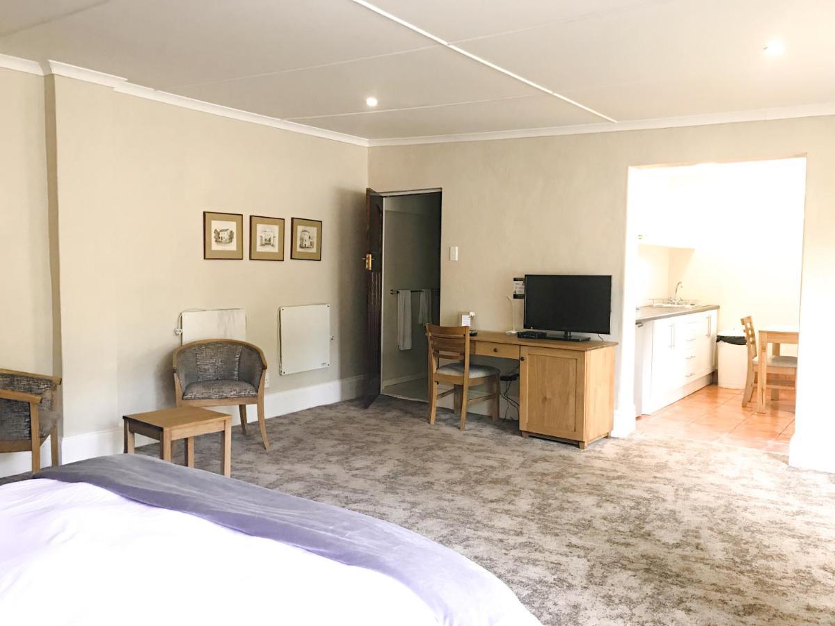 Hotel Milner Manor Grahamstown Esterno foto